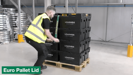 pallet being secured with the pallet lid